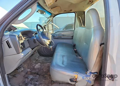 2004 Ford F350 Srw Super Duty из США, поврежденный, VIN 1FTSF30L44ED58343